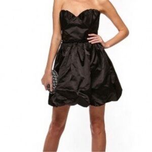 Alexia Admor Strapless Bubble-Hem Dress
